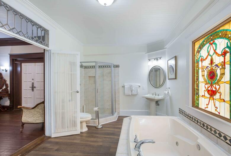 Bed & Breakfast Coombs Inn And Suites