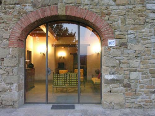Castel Focognano Villa Sleeps 9 Pool Wifi