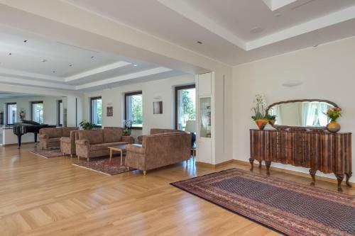 Hotel Borgo La Chiaracia Resort & Spa