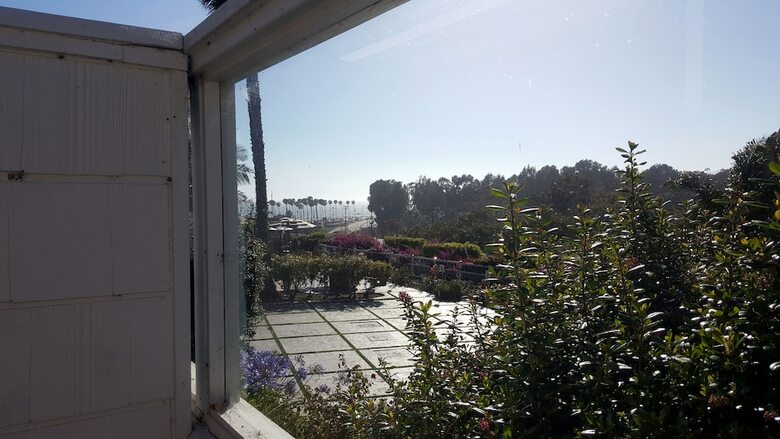 Hotel Malibu Country Inn