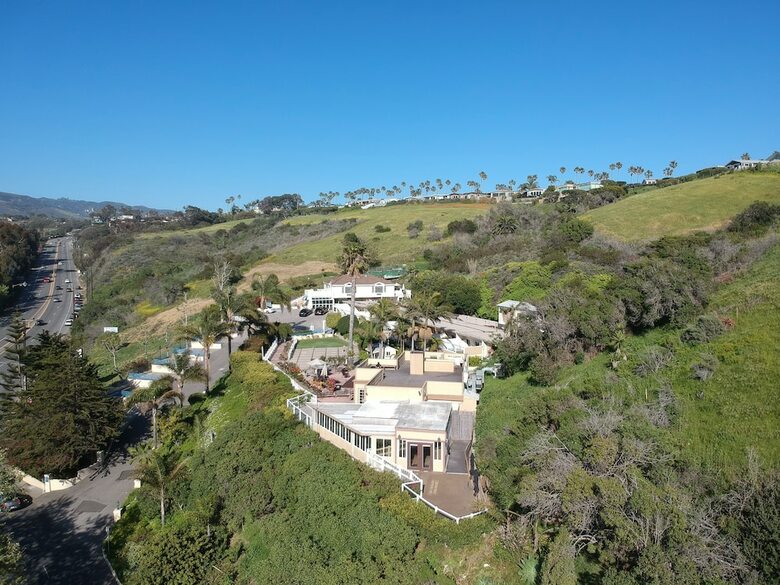 Hotel Malibu Country Inn