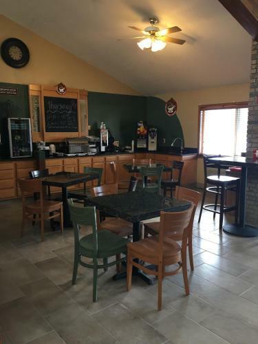 Hotel Americinn - Menomonie
