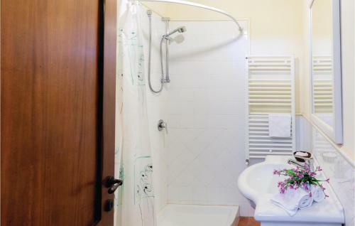 Nine-bedroom Holiday Home In Perugia -pg-