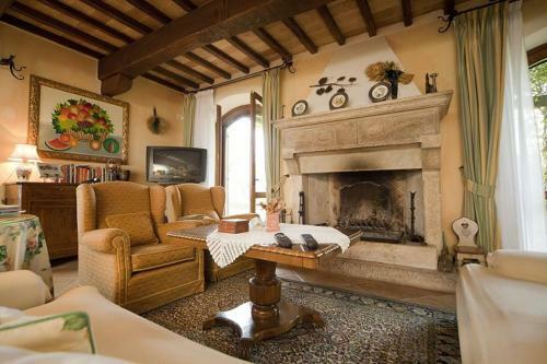 Collazzone Villa Sleeps 8 Pool Air Con Wifi