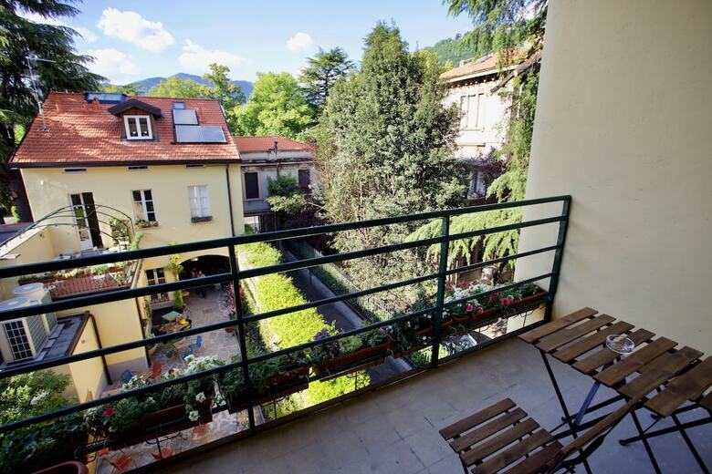 Albergue Ostello Bello Lake Como
