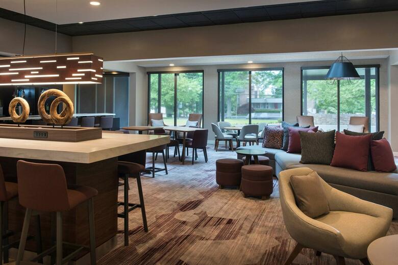 Hotel Courtyard Lincroft Red Bank