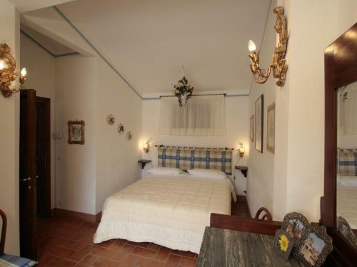 Magnificent Apartment With Private Terrace Near Cortona