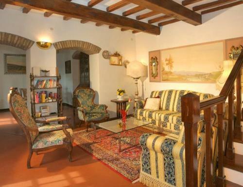 Cortona Villa Sleeps 10 Pool Wifi