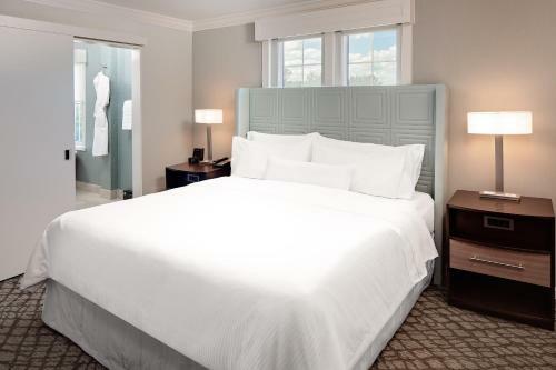 Westin Governor Morris Hotel