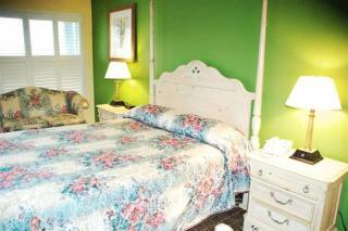 Motel Inn On The Green Florida