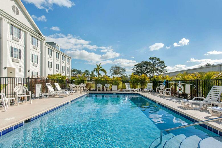 Hotel Quality Inn Palm Bay