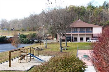 Posada Mountain Valley Inn