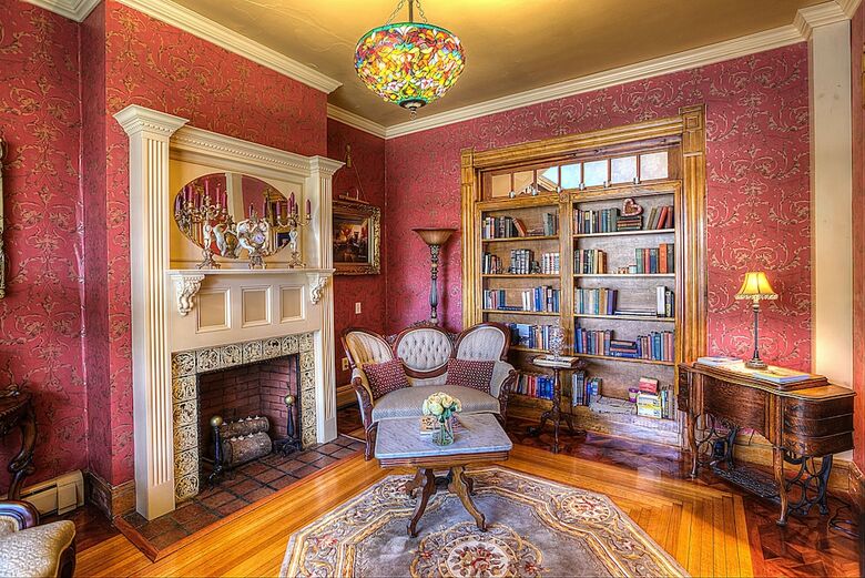 Bed & Breakfast The Wallingford Victorian Inn