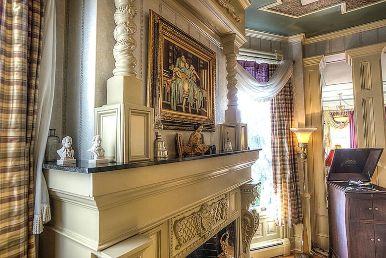 Bed & Breakfast The Wallingford Victorian Inn