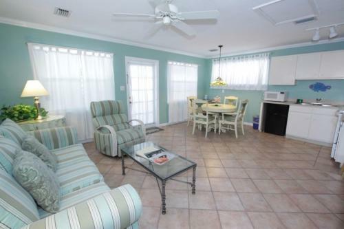 Bed & Breakfast Captiva Island Inn