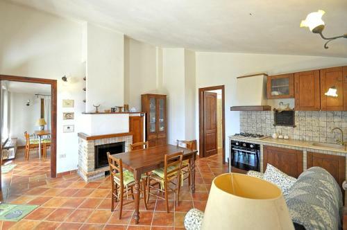 Fabro Villa Sleeps 10 Pool Wifi