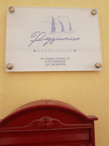 Hostal Poggiamico Guest House