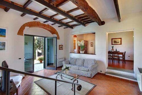 Figline Valdarno Villa Sleeps 10 Pool Wifi