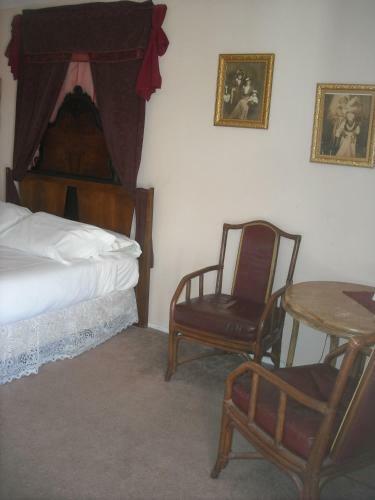 Stagecoach 66 Motel