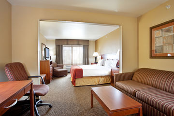 Holiday Inn Express Hotel & Suites Lewisburg