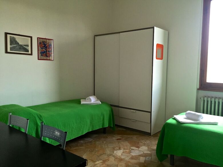 Hostal Iris Florentina