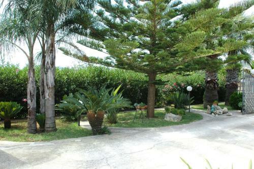 Holiday Home Floridia - Isi02231-f