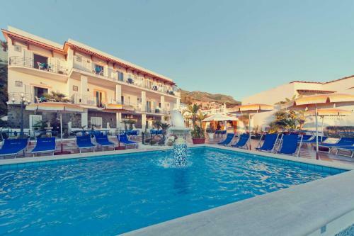 Hotel Riva Del Sole