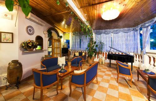 Hotel Riva Del Sole