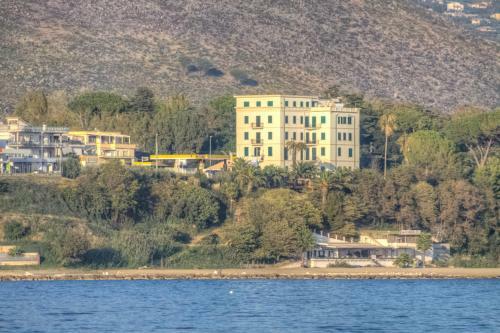 Apartamento Seafront Panoramic Airco Wifi 2 Bathrooms Beach