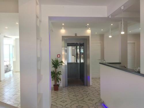 Klaton Beach Hotel