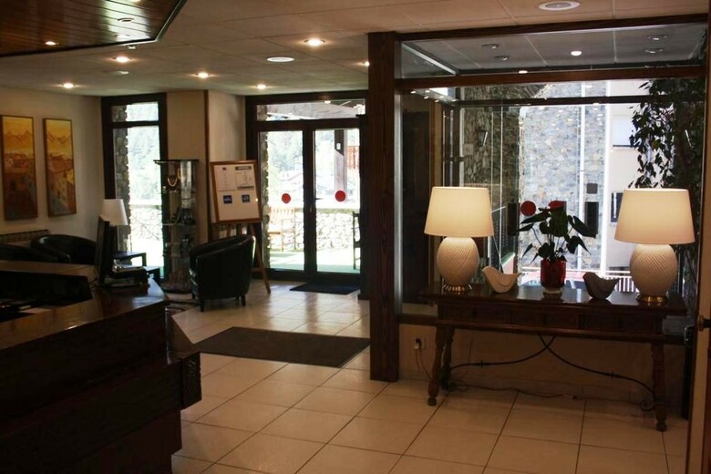 Hotel Xalet Besol�