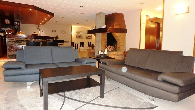 Hotel Xalet Besol�