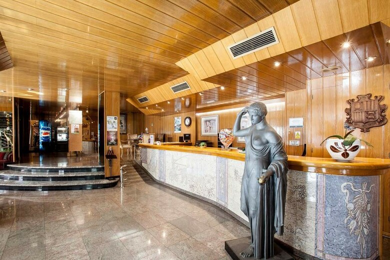 Hotel Yomo Imperial