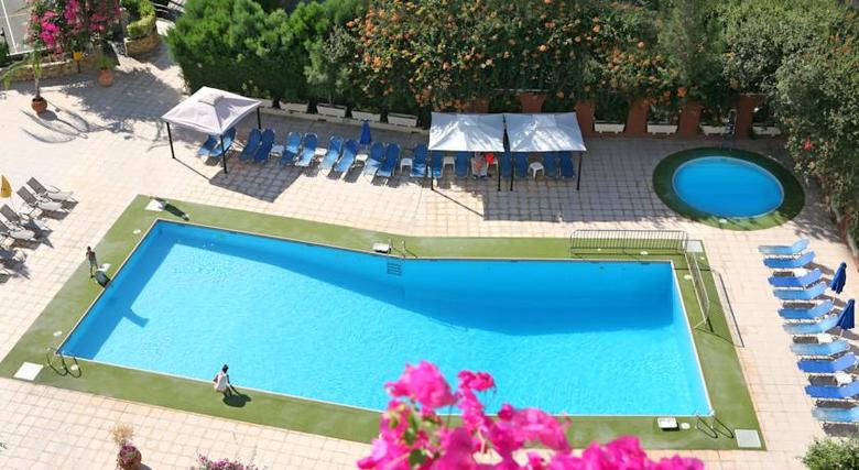 Hotel Navarria