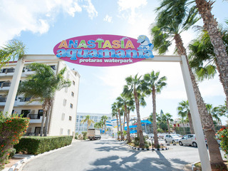 Anastasia Hotel(.)