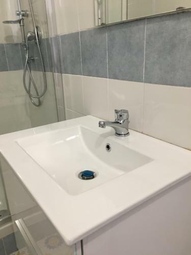 Bed & Breakfast Almayer