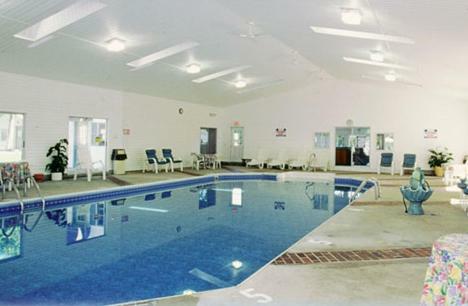 Exit 5 Motel & Cottages