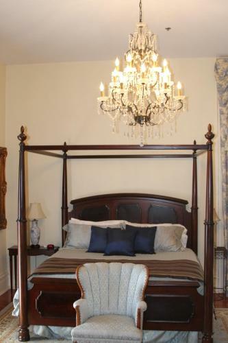 Bed & Breakfast Dansereau House