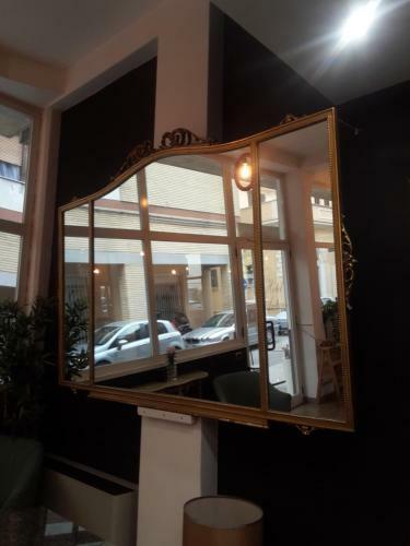 Hotel Antares Garn�