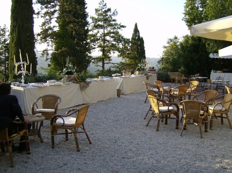 Agroturismo Castello Di Giomici