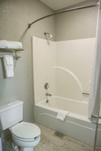 Motel Mockingbird Inn & Suites