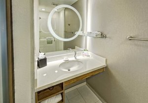 Hotel Springhill Suites By Marriott Oklahoma City Moore