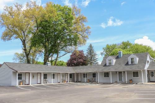 Motel Seneca Clipper Inn