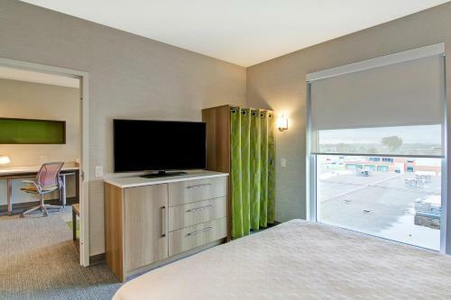 Hotel Home2 Suites By Hilton Montreal Dorval