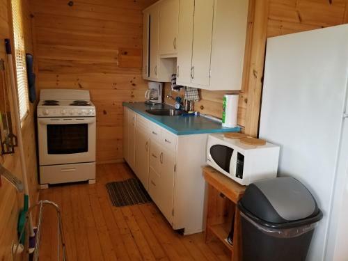 Blue Spruces Cottages