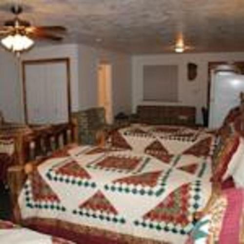 Motel The Snuggle Inn