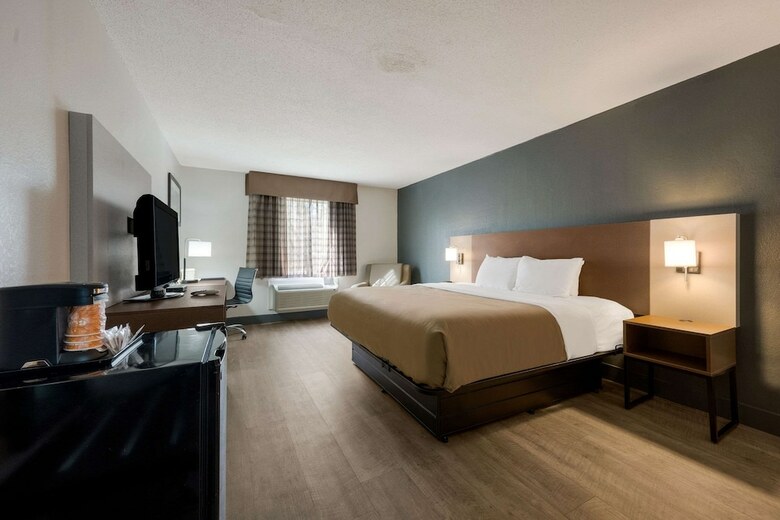 Hotel Comfort Inn Farmville