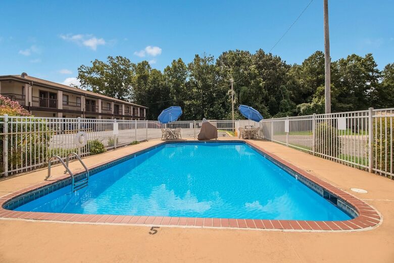Motel Best Western - Mckenzie