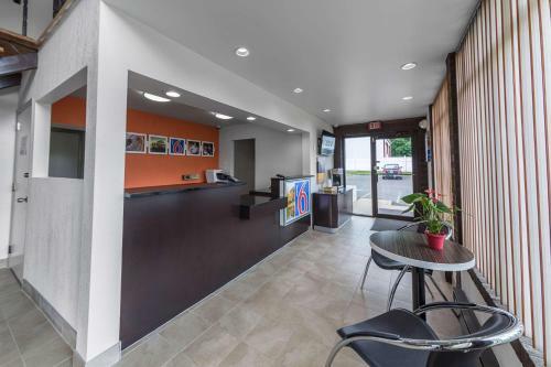 Posada Regency 265 Motor Inn