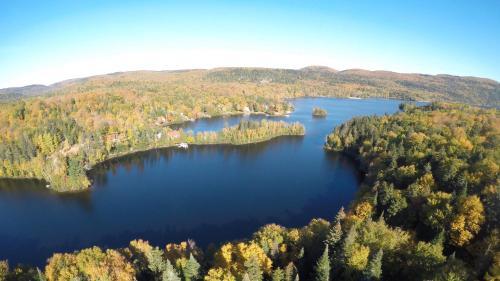 Chalet Au Lac Du Missionnaire
